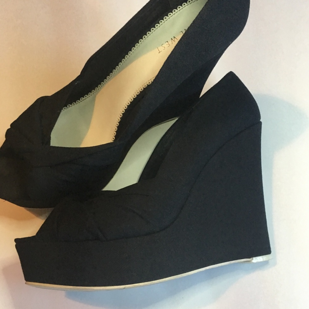 Nine West Black Wedges